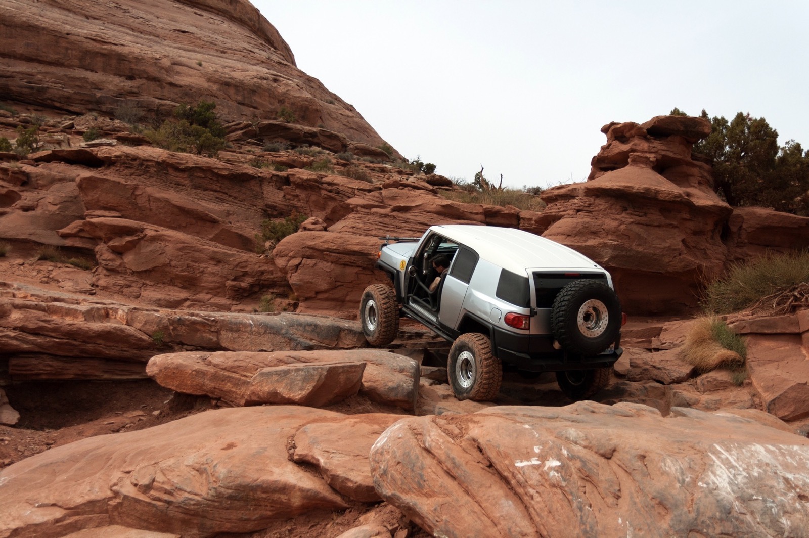 Cliffhanger-10.jpg